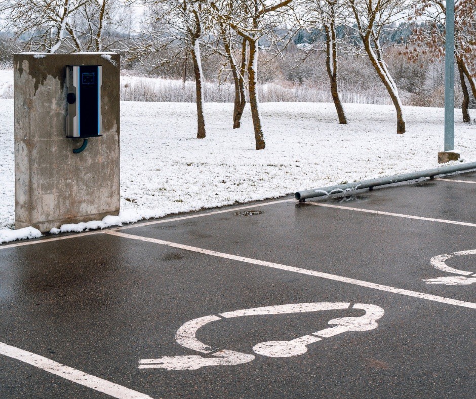 Les risques de contraventions si on se gare sur une place de parking réservée aux véhicules électriques 
