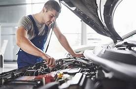 Quand dois-je faire la révision de ma voiture ?
