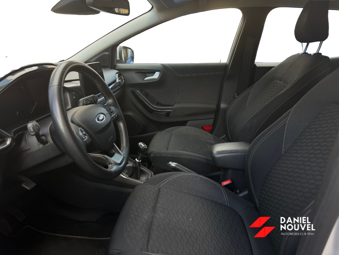 Titanium Business 1.0 125ch mHEV