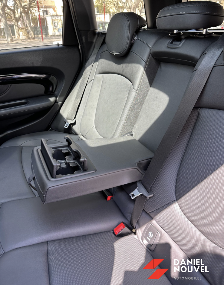 Premium Plus 136ch BVA7