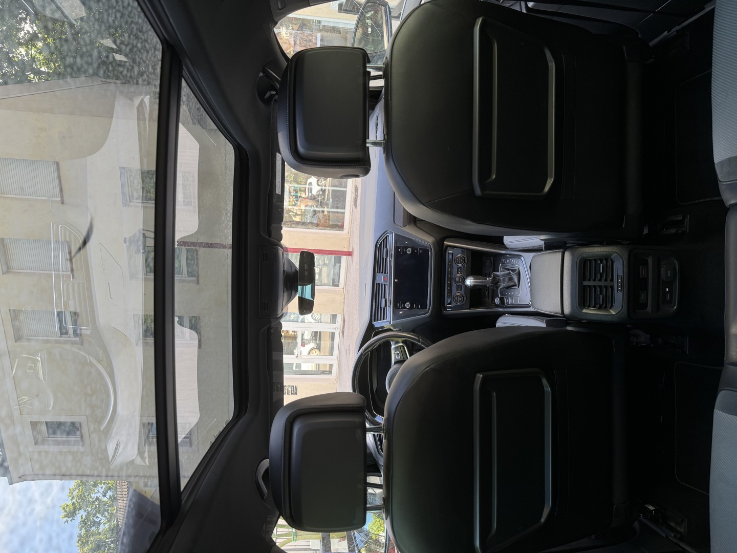 R-line TDI 150ch DSG7